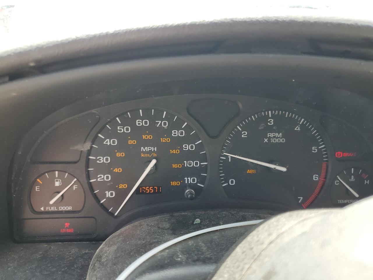 2000 Saturn Sl1 VIN: 1G8ZH528XYZ239041 Lot: 63677965