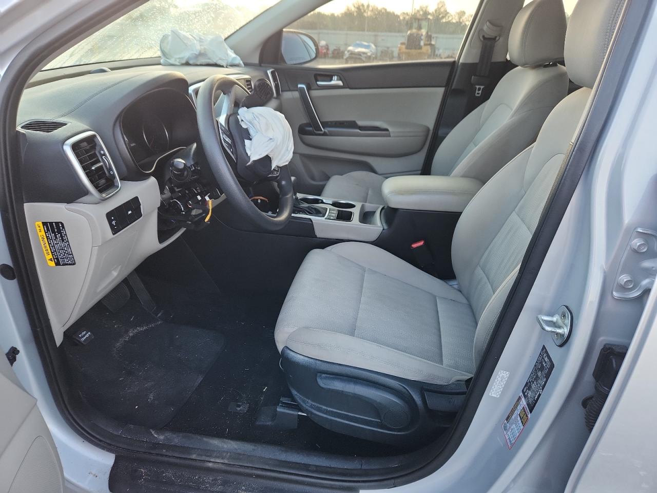 2020 Kia Sportage Lx VIN: KNDPMCACXL7716753 Lot: 64132275