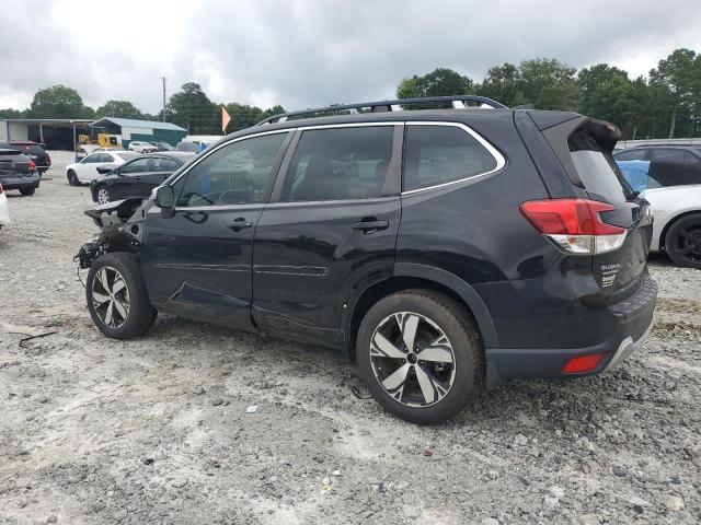 SUBARU FORESTER 2021 Черный