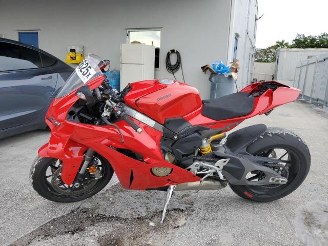 2025 DUCATI PANIGALE V4  