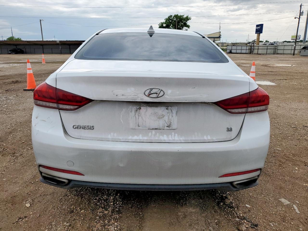 2016 Hyundai Genesis 3.8L VIN: KMHGN4JE2GU116722 Lot: 63508035