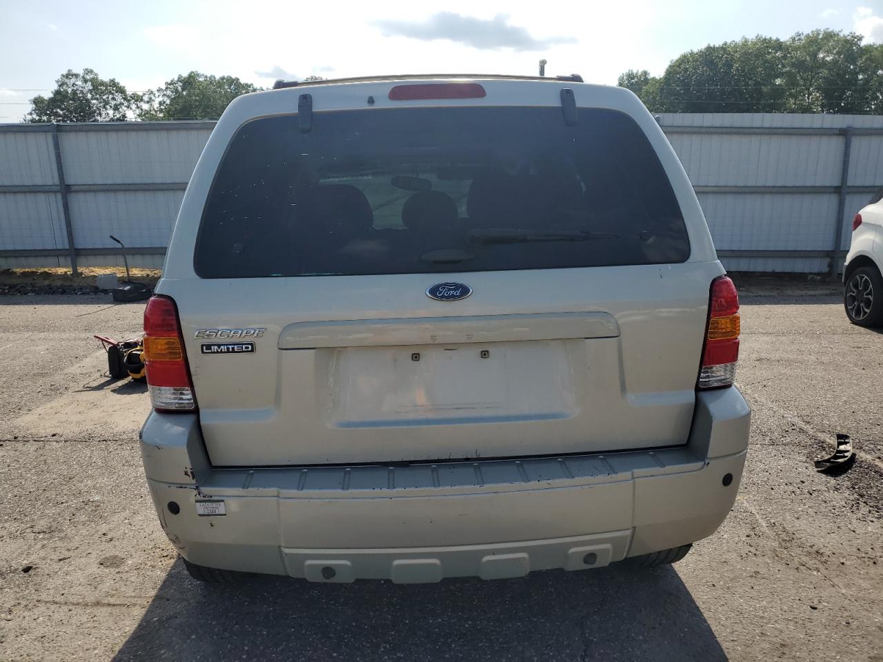 2005 Ford Escape Limited VIN: 1FMCU941X5KB11932 Lot: 66349675