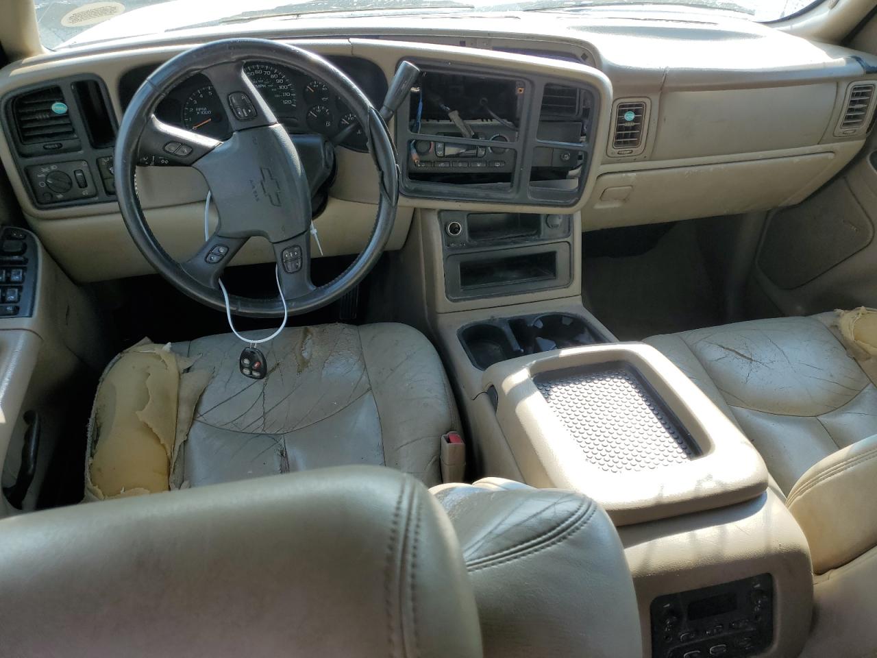 2004 Chevrolet Tahoe C1500 VIN: 1GNEC13ZX4J318857 Lot: 62953315