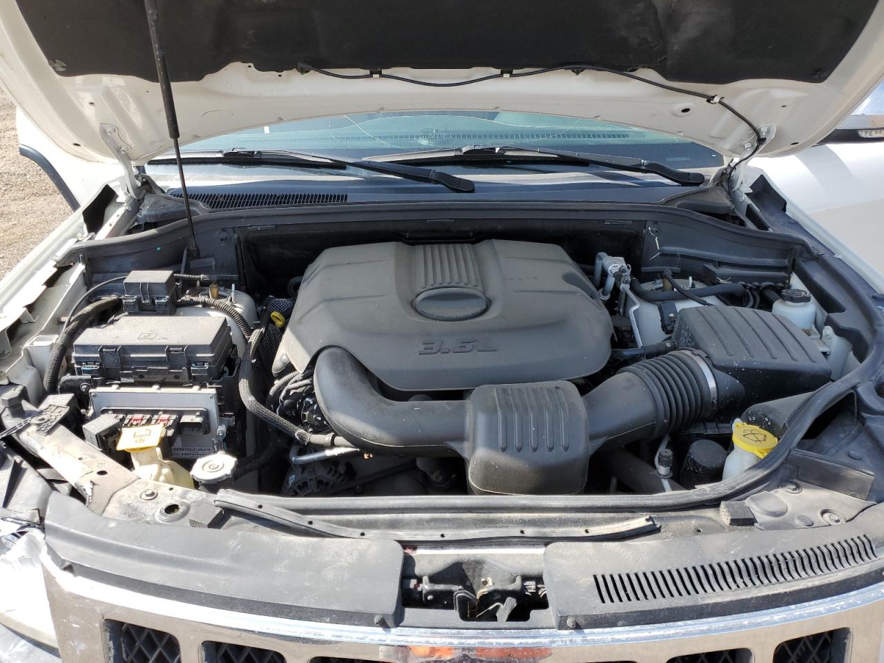 2011 Jeep Grand Cherokee Overland VIN: 1J4RR6GG3BC718723 Lot: 64975275