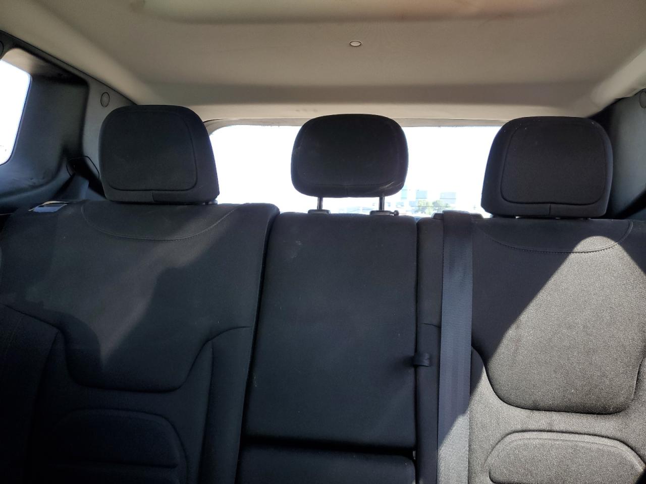2017 Jeep Renegade Latitude VIN: ZACCJABB3HPG66886 Lot: 64690095