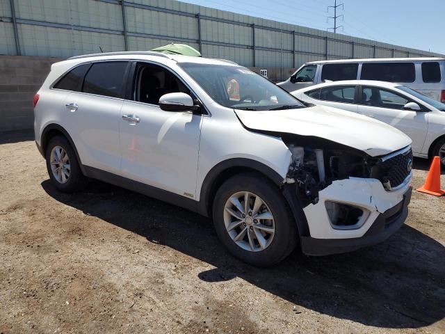 Паркетники KIA SORENTO 2017 Белы