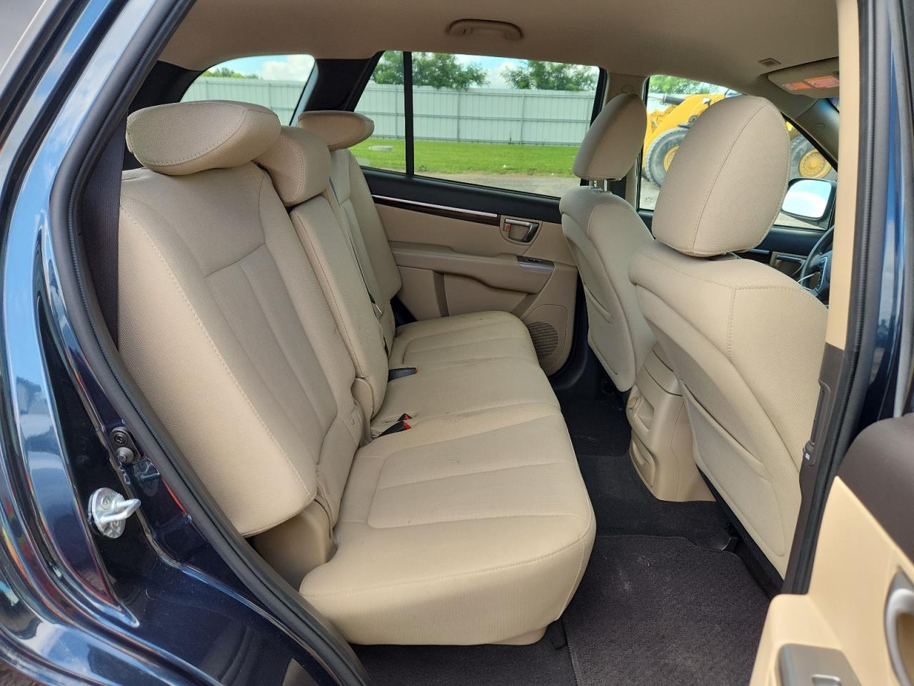 2012 Hyundai Santa Fe Gls VIN: 5XYZGDAG9CG131125 Lot: 65238145