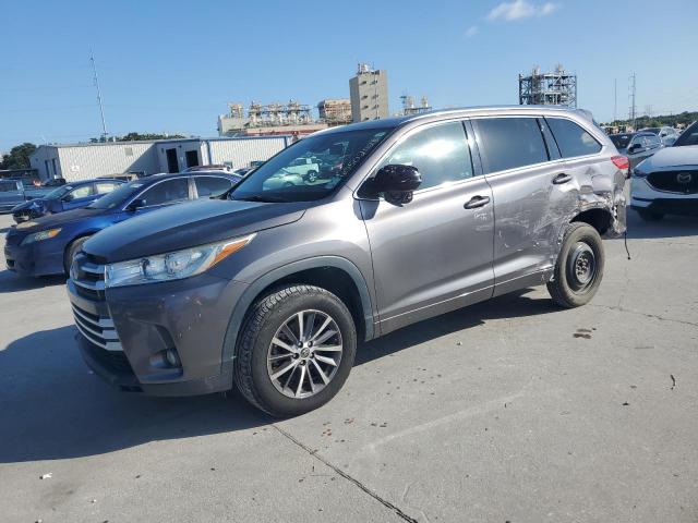  TOYOTA HIGHLANDER 2017 Szary
