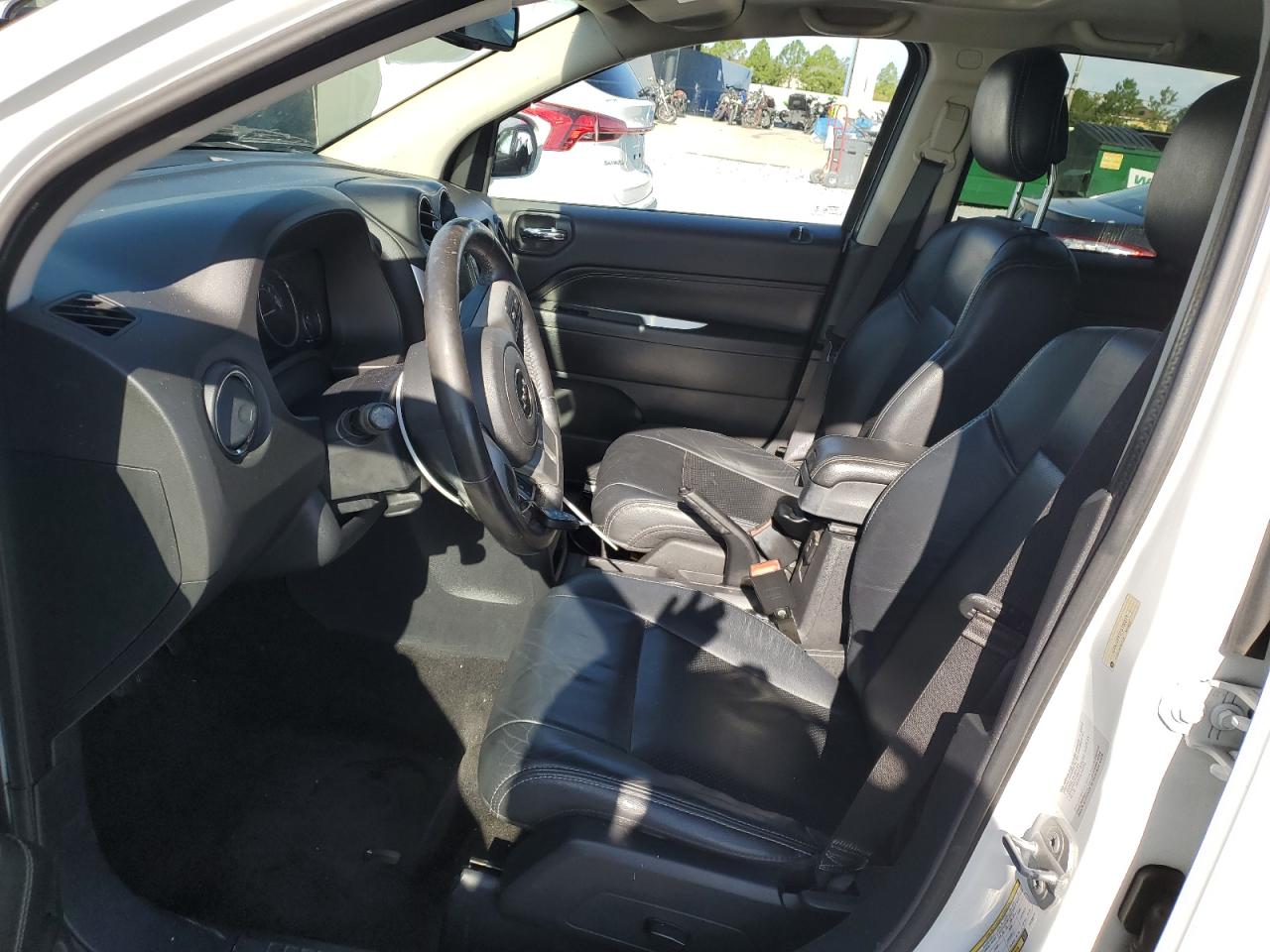 2015 Jeep Compass Latitude VIN: 1C4NJDEB3FD155017 Lot: 64500925