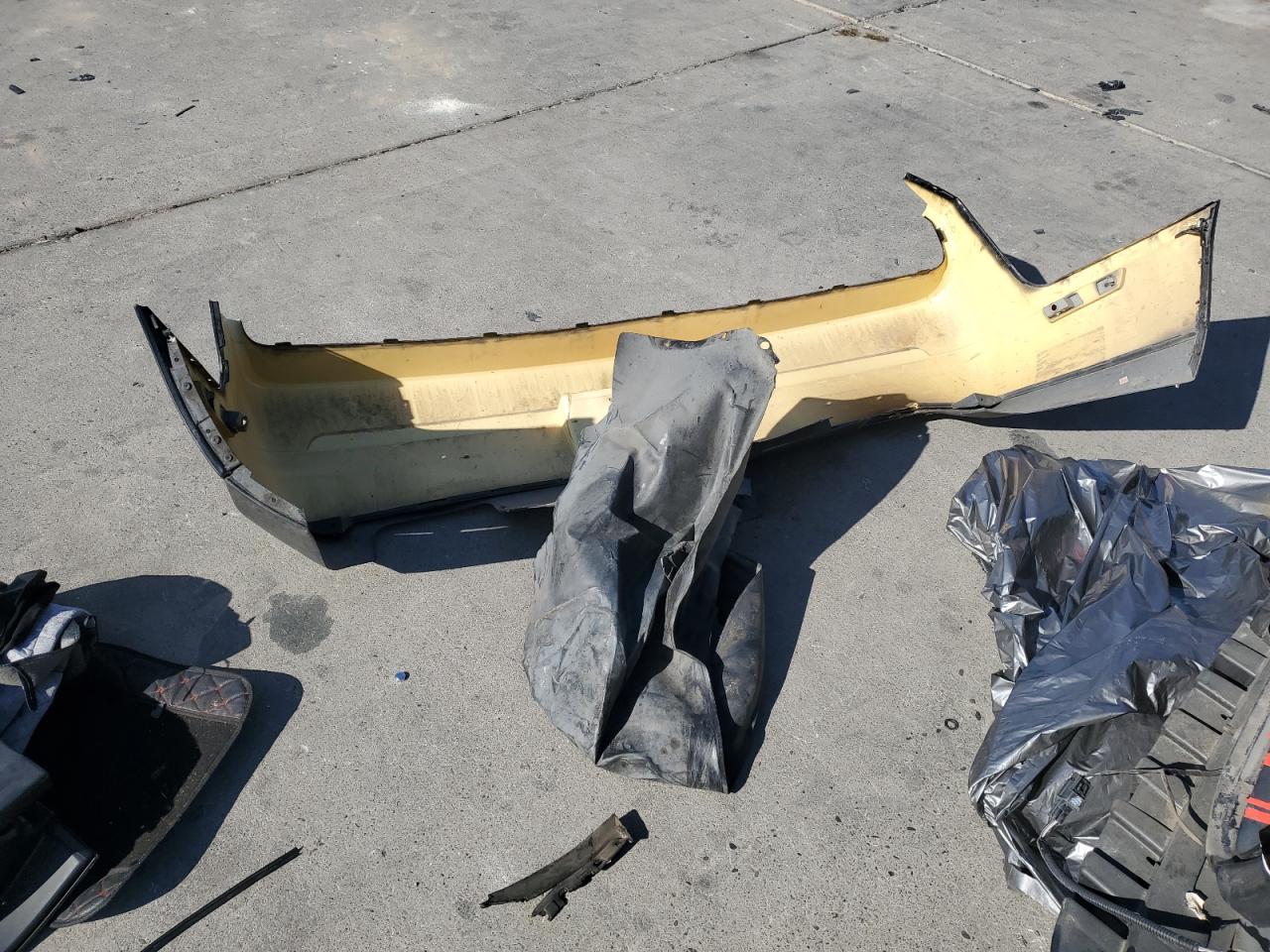 2011 Dodge Challenger VIN: 2B3CJ4DG4BH515530 Lot: 64610805