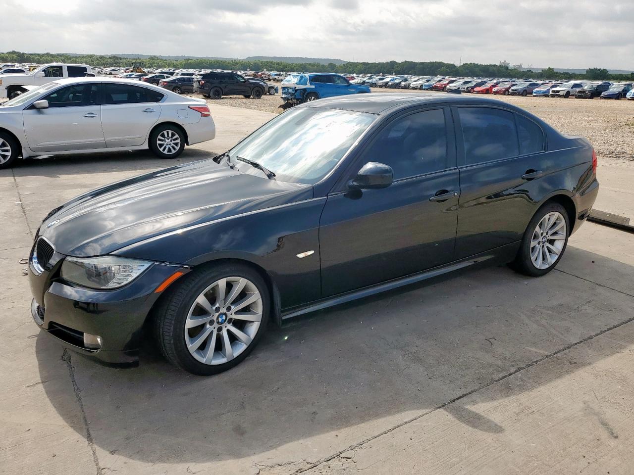 2011 BMW 328 I VIN: WBAPH7G52BNM56411 Lot: 63642085