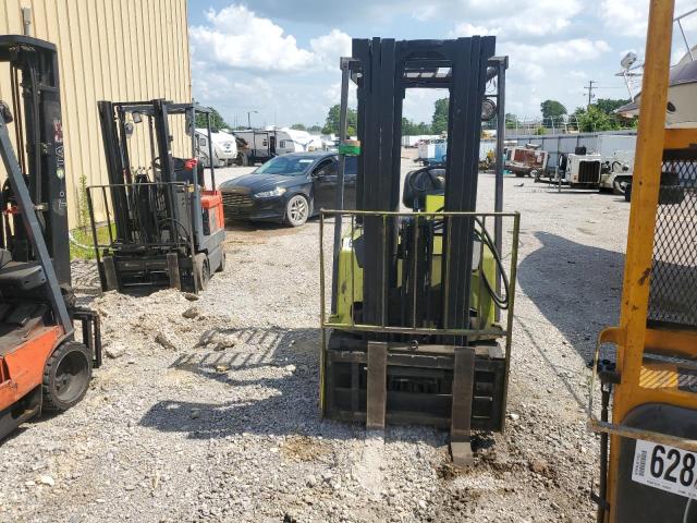 2000 CLARK FORKLIFT  