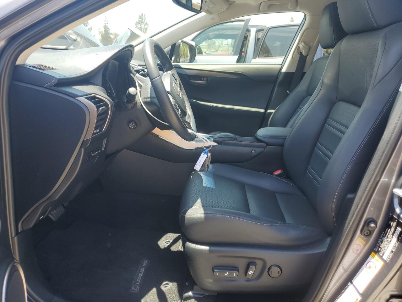 2015 Lexus Nx 200T VIN: JTJYARBZ9F2001934 Lot: 64447235
