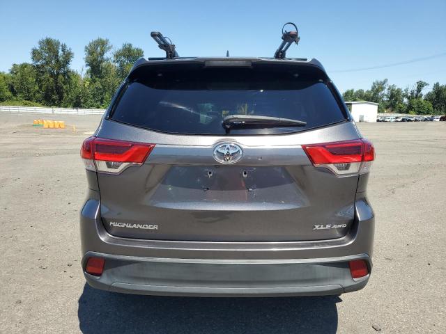 TOYOTA HIGHLANDER 2018 Серый