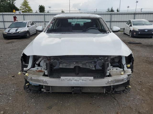  HONDA ACCORD 2019 Белы