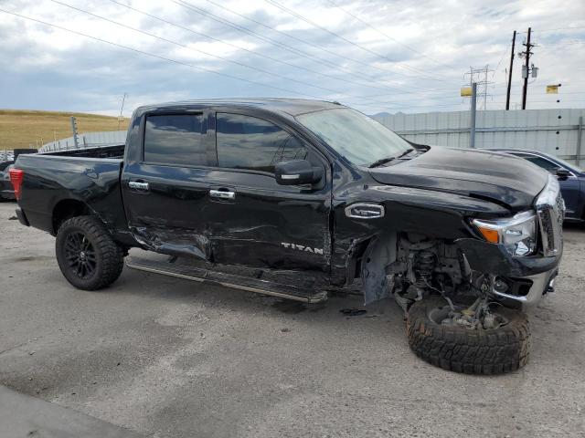  NISSAN TITAN 2017 Черный