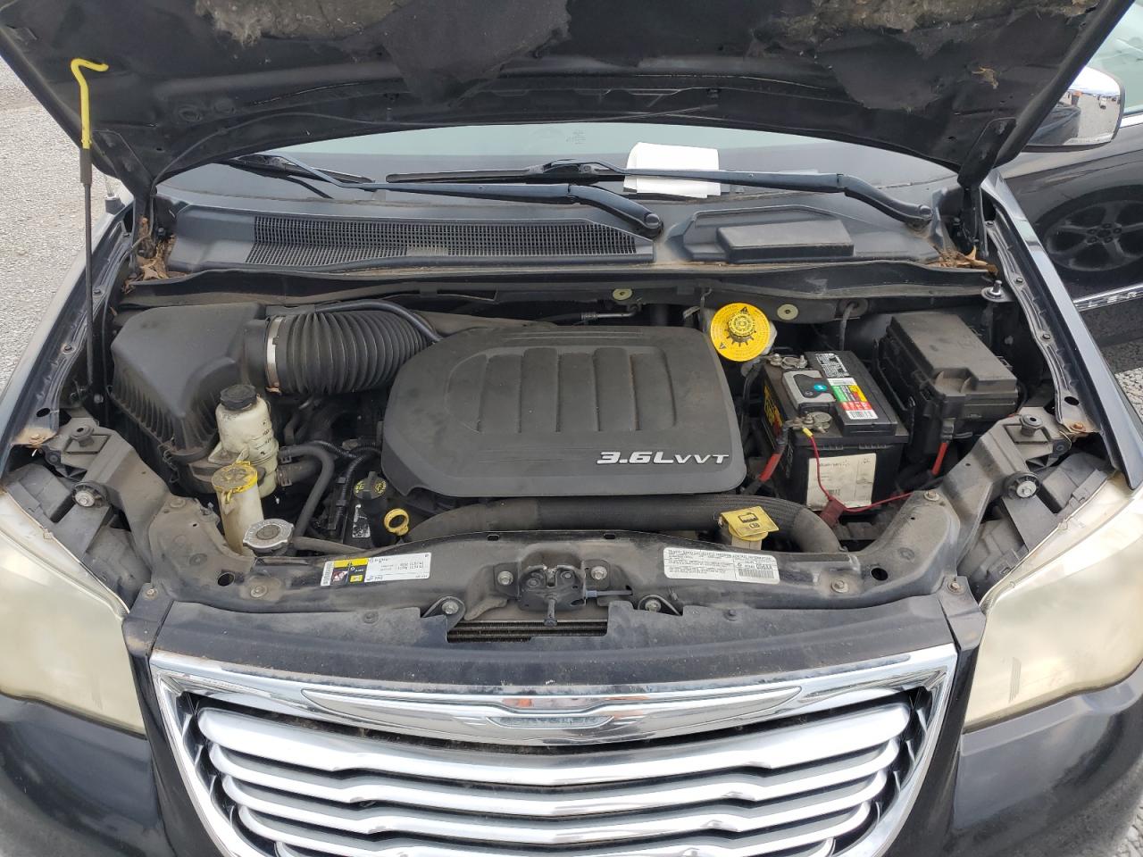 2014 Chrysler Town & Country Touring L VIN: 2C4RC1CG2ER214840 Lot: 65204175