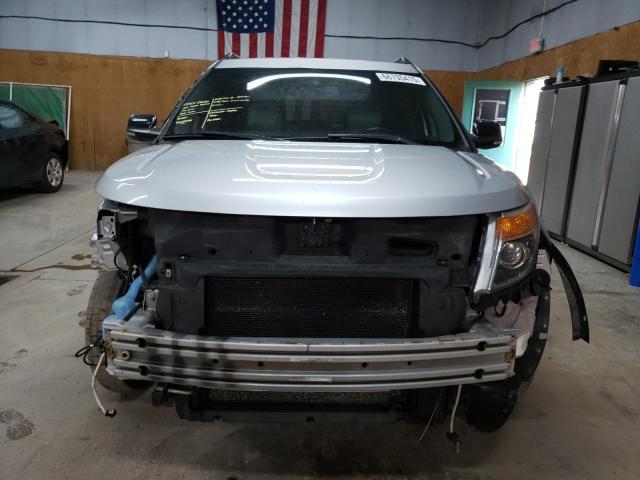 Parquets FORD EXPLORER 2014 Srebrny