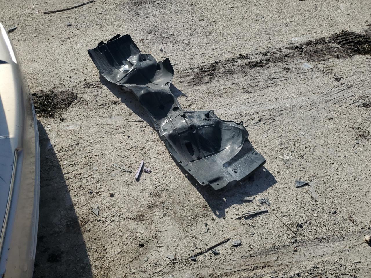 2010 Mercury Grand Marquis Ls VIN: 2MEBM7FV0AX625024 Lot: 64279035