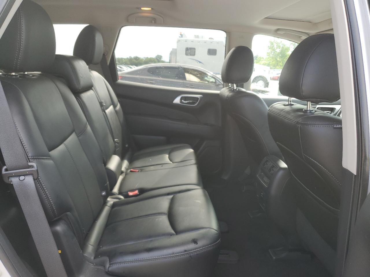2015 Nissan Pathfinder S VIN: 5N1AR2MN4FC686669 Lot: 65067415
