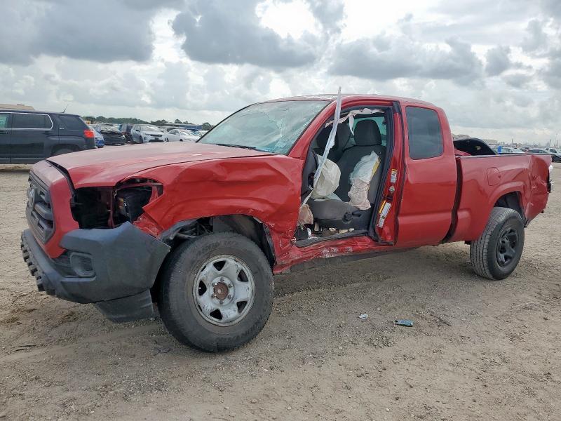  TOYOTA TACOMA 2017 Czerwony
