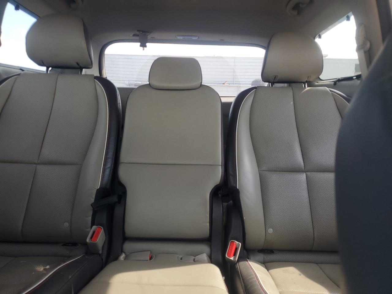 2017 Kia Sedona Ex VIN: KNDMC5C14H6257262 Lot: 64620625