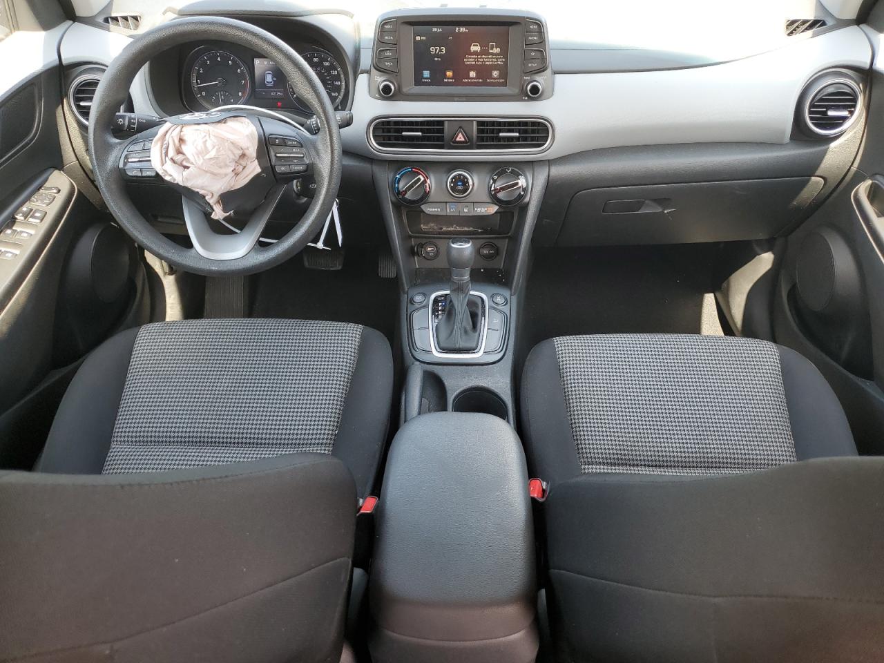 2020 Hyundai Kona Se VIN: KM8K1CAA4LU415734 Lot: 65961385