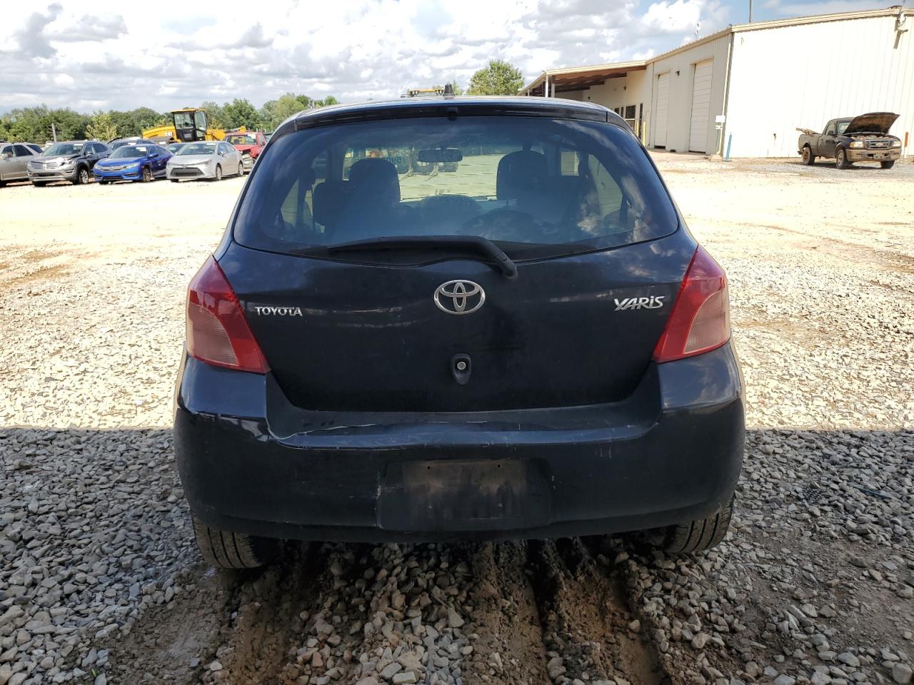 2008 Toyota Yaris VIN: JTDJT923385150402 Lot: 59085955