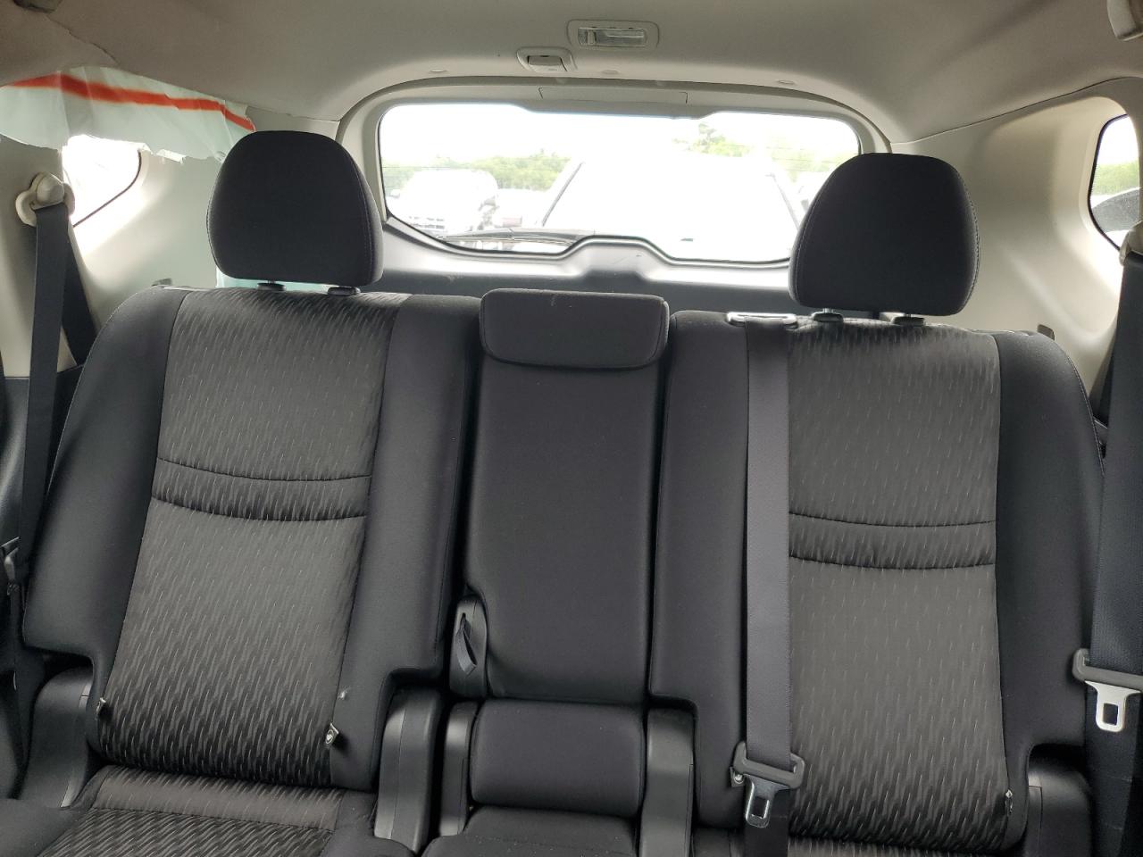 2017 Nissan Rogue S VIN: JN8AT2MT6HW139817 Lot: 62519355
