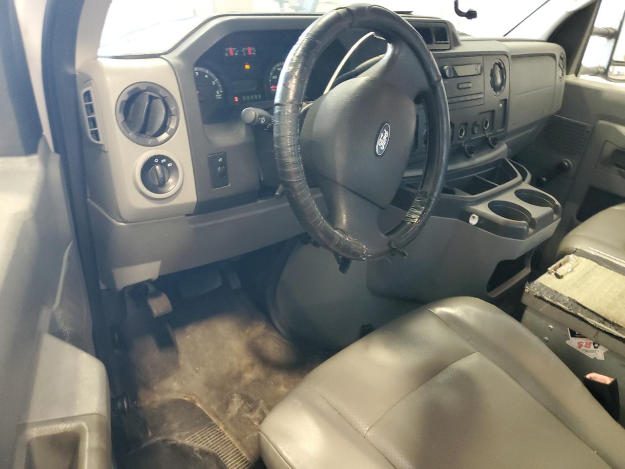2014 Ford Econoline E150 Van VIN: 1FTNE1EW4EDA70000 Lot: 63045575