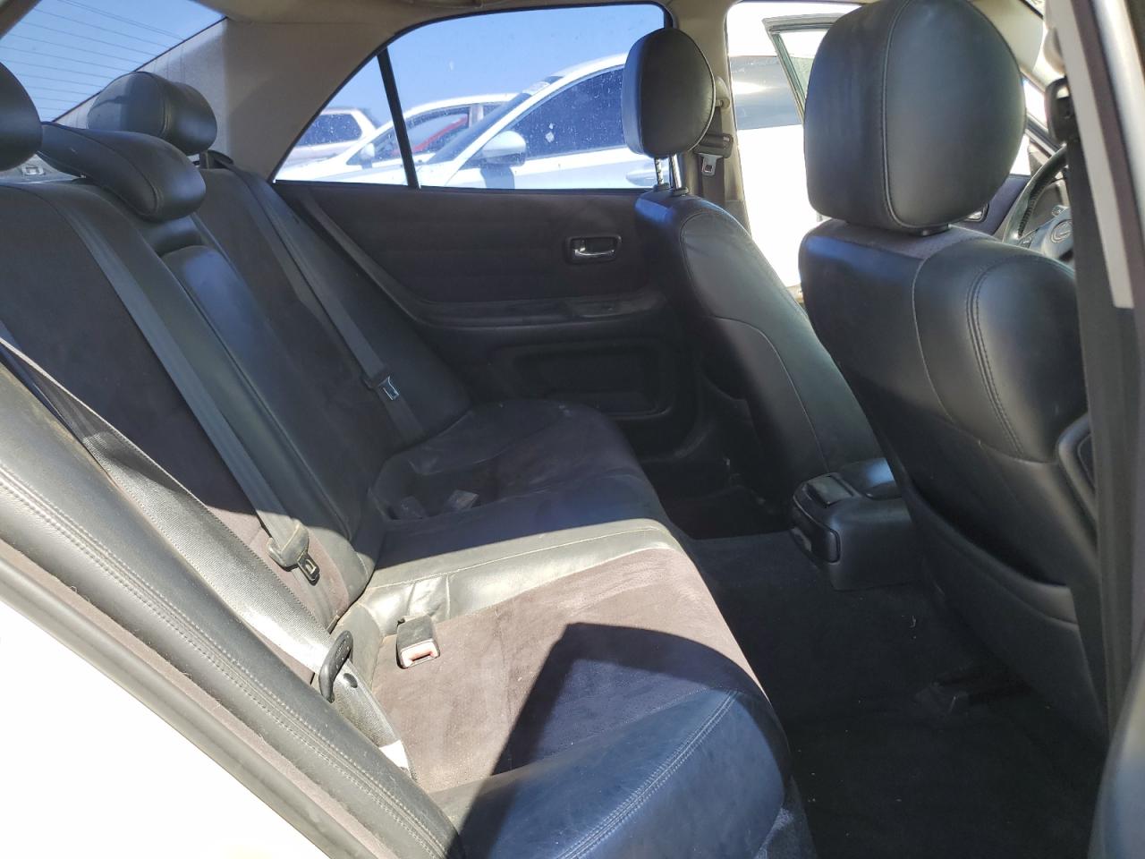 2001 Lexus Is 300 VIN: JTHBD182X10033340 Lot: 64657935