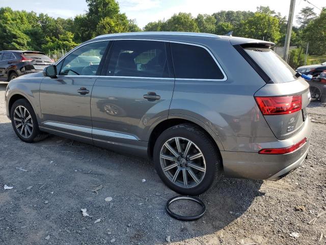 Паркетники AUDI Q7 2017 Серый