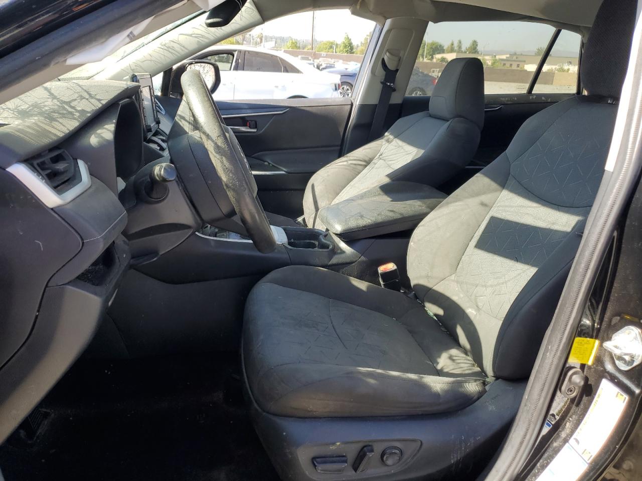 2020 Toyota Rav4 Xle VIN: 2T3RWRFV3LW066698 Lot: 64253005