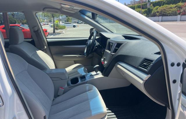 Parquets SUBARU OUTBACK 2013 White