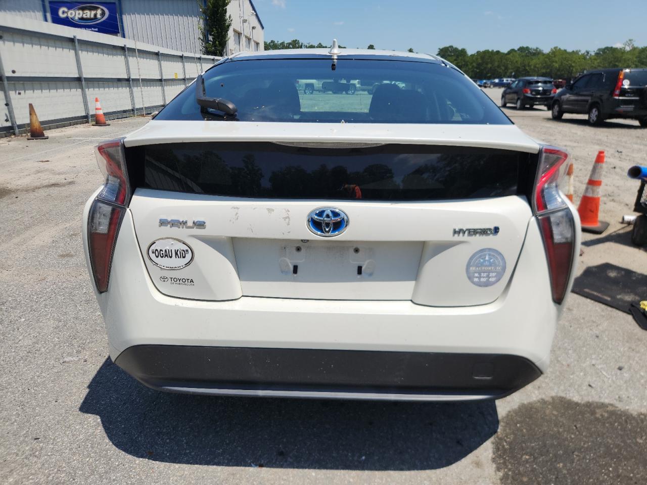 2016 Toyota Prius VIN: JTDKARFU0G3005647 Lot: 64317565