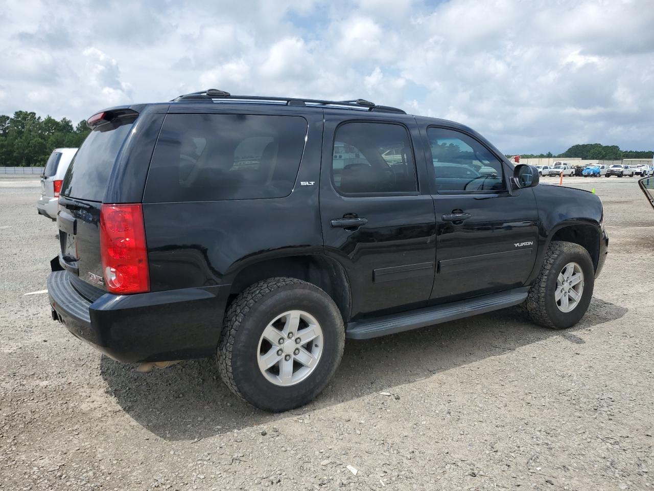 2013 GMC Yukon Slt VIN: 1GKS2CE04DR153080 Lot: 67004845