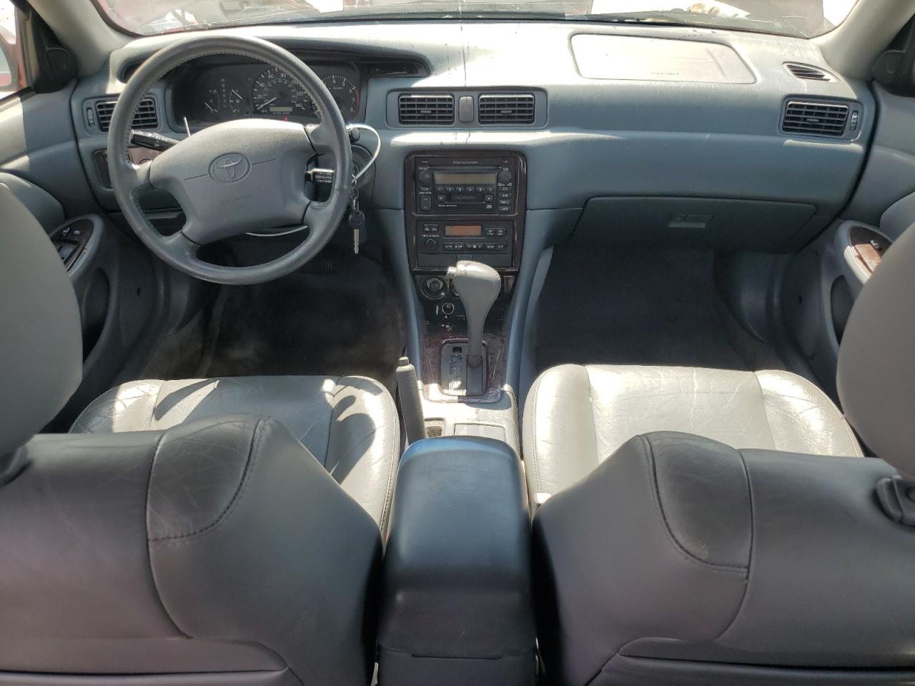 2000 Toyota Camry Le VIN: 4T1BF28K4YU946790 Lot: 64429515