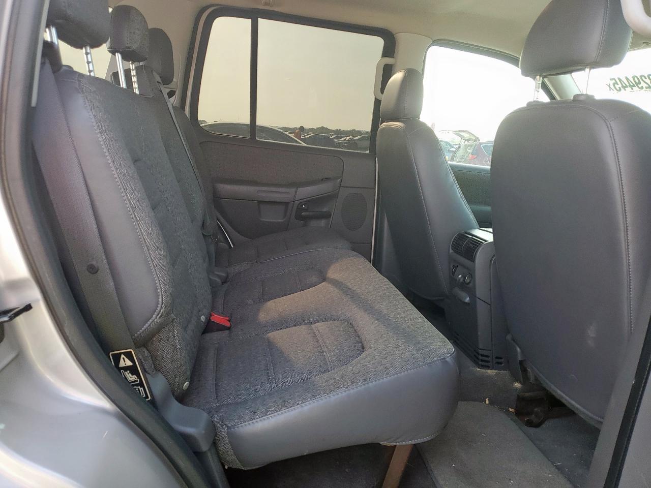 2003 Ford Explorer Xls VIN: 1FMZU62K43ZB15869 Lot: 64329445