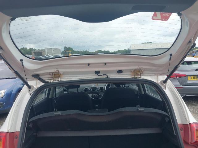 2014 KIA PICANTO 1