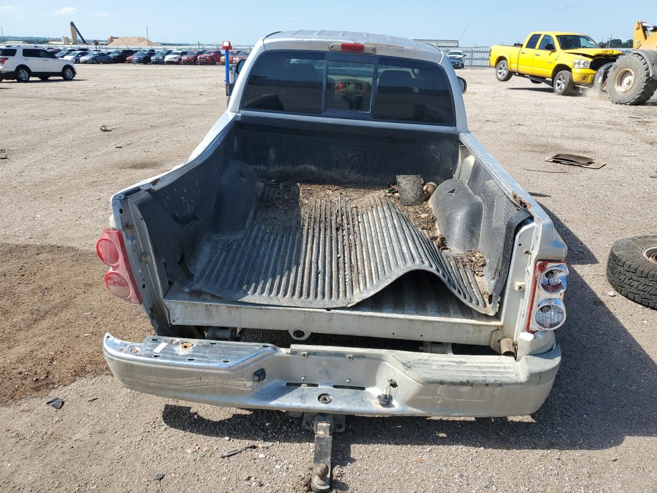 2006 Dodge Dakota Quad Slt VIN: 1D7HW48N36S666605 Lot: 63106415