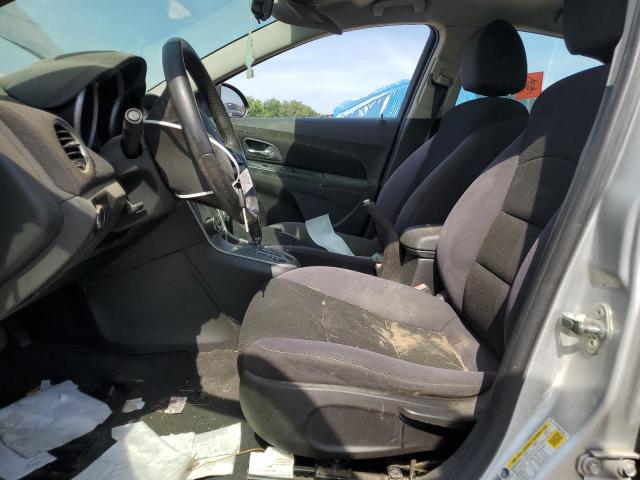 Sedans CHEVROLET CRUZE 2013 Srebrny