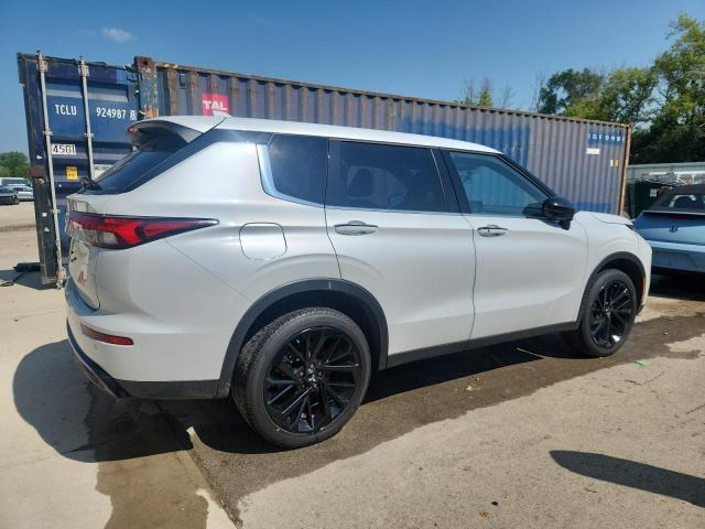  MITSUBISHI OUTLANDER 2024 Белы