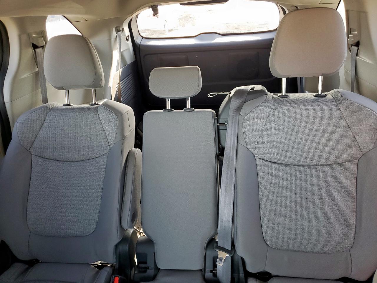 2022 Toyota Sienna Le VIN: 5TDBSKFC9NS070245 Lot: 63698525