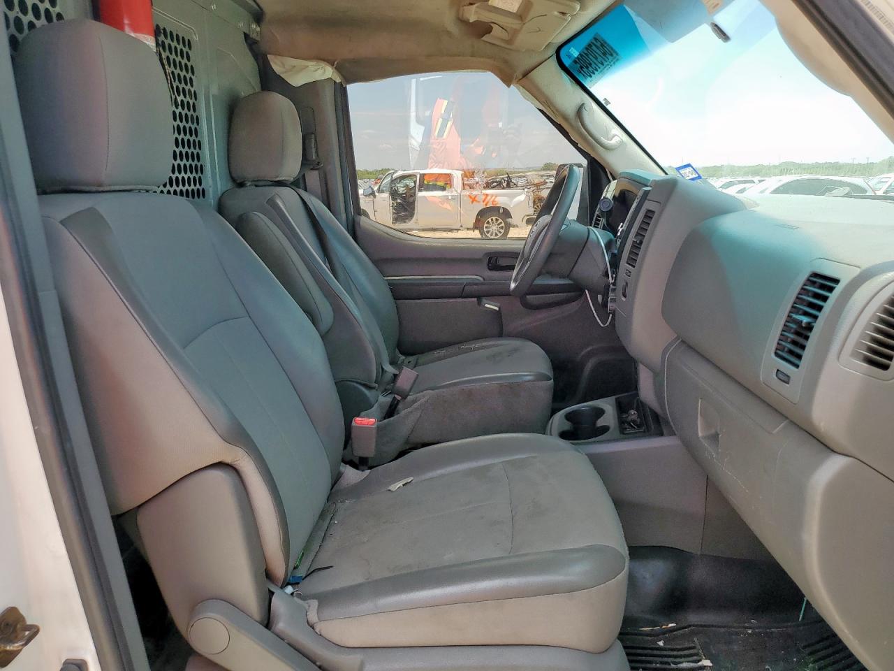 1n6bf0kmxjn800314 1N6BF0KMXJN800314 2018 Nissan Nv 1500 S