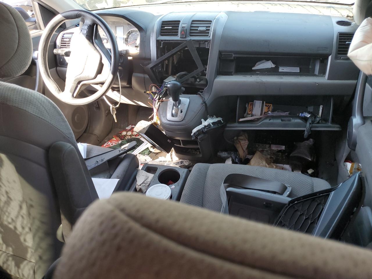 2008 Honda Cr-V Lx VIN: JHLRE383X8C050488 Lot: 66207295