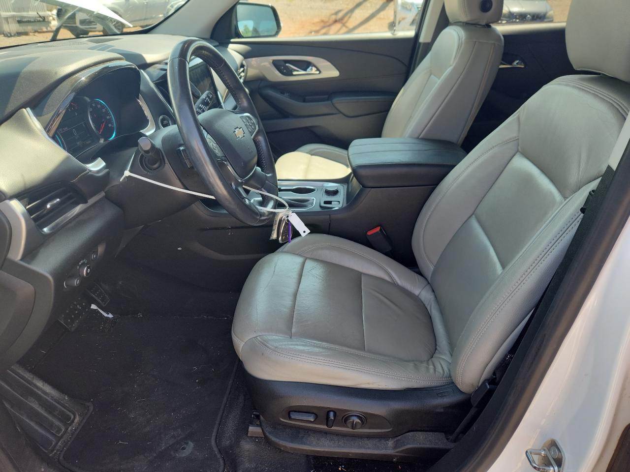 2018 Chevrolet Traverse Lt VIN: 1GNERGKW5JJ127366 Lot: 63100275