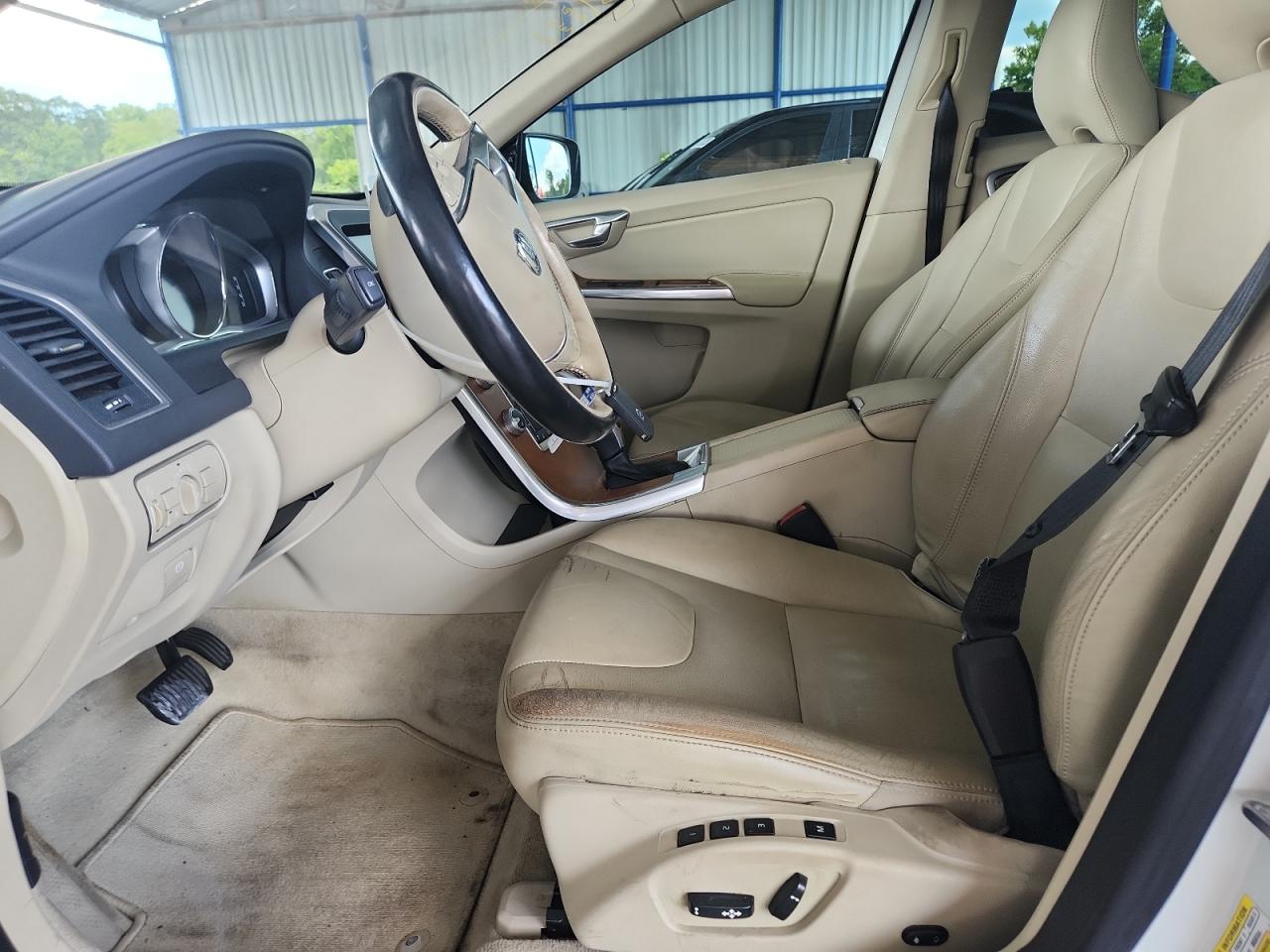2015 Volvo Xc60 T5 Platinum VIN: YV440MDMXF2741482 Lot: 62540065