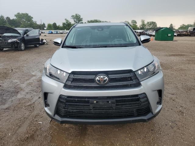  TOYOTA HIGHLANDER 2019 Silver