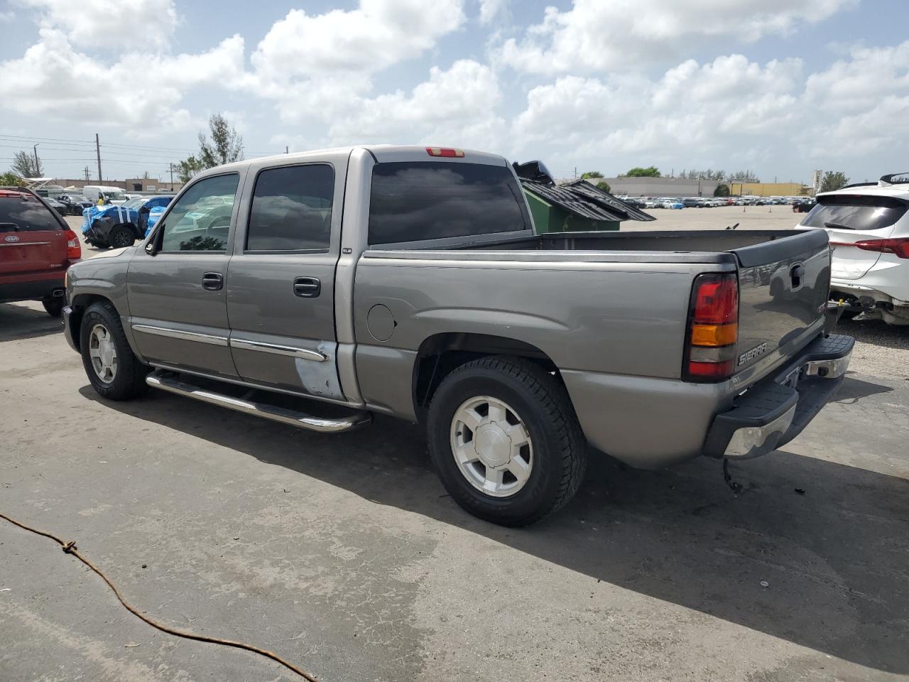 2gtec13t551133373 2GTEC13T551133373 2005 GMC New Sierra C1500