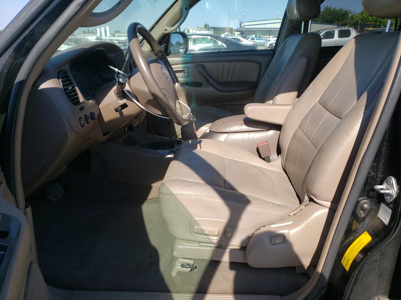 2004 Toyota Sequoia Limited VIN: 5TDZT38A34S214884 Lot: 64861755